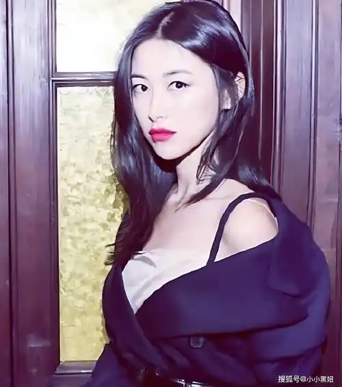 朱珠,性感妩媚女人味十足啊!_魅力_表演_影视界