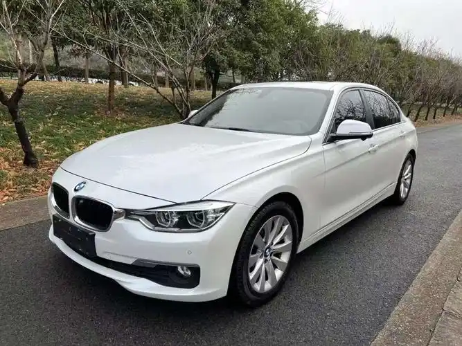 宝马 宝马3系  2017款 340i 3.0t m运动型图片