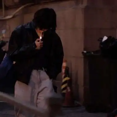 分手头像男生哭伤感图片