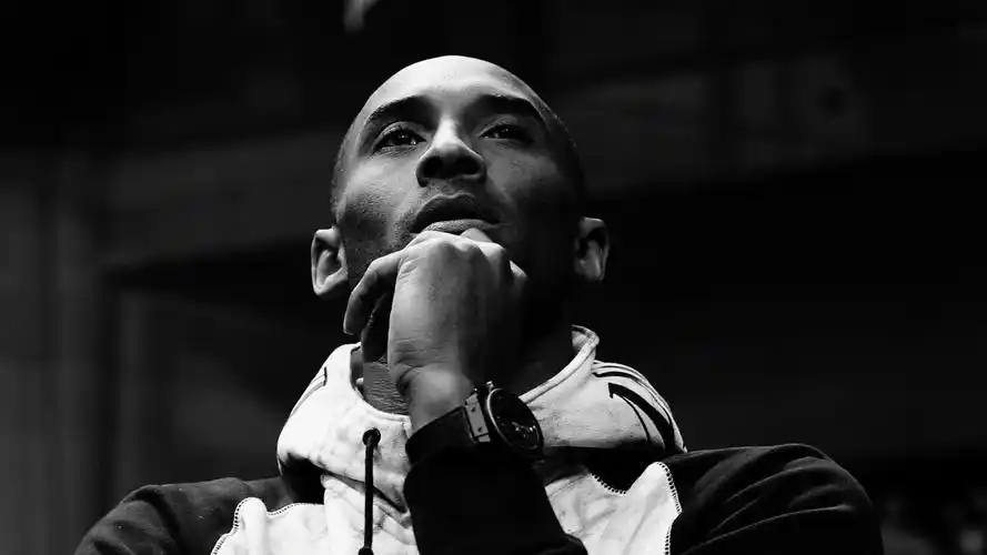 科比的一些黑白照片