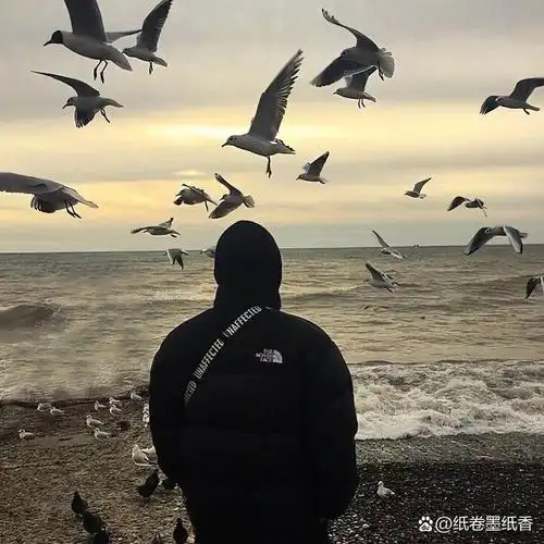 帅气背影男头‖超绝的氛围和高级感 快乐的方式有很多,最直接的就是见