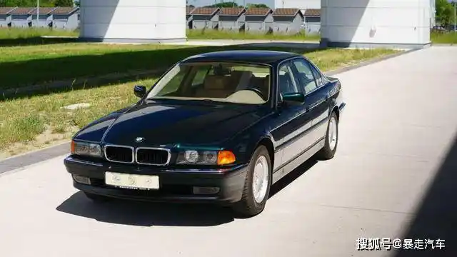 被封存在"时间胶囊"里的1997年宝马7系