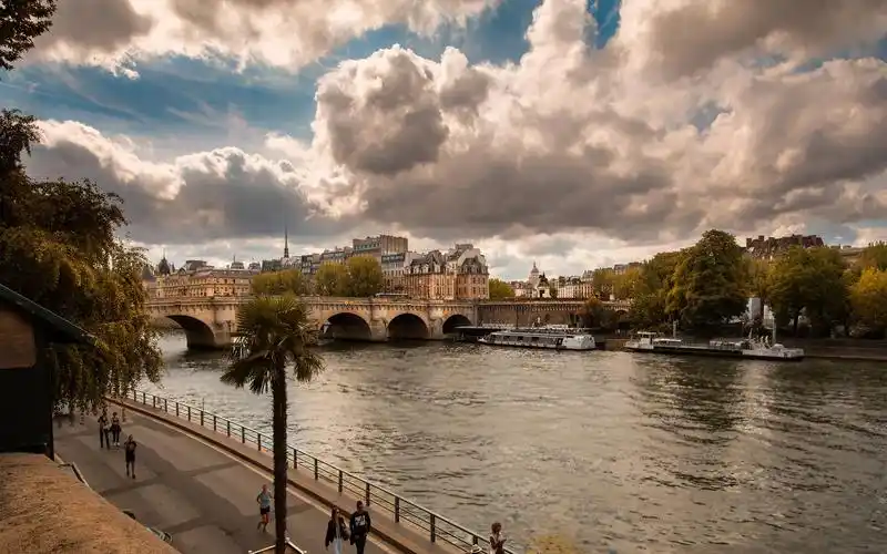 塞纳河畔唯美风光图片桌面壁纸,风景壁纸,唯美,高清,建筑,法国,自然