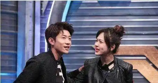 有一种友情叫何炅谢娜,有一种姐弟叫杨紫张一山!_送祝福_生日_零点