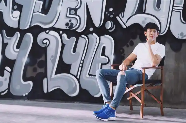 push 梨涡男神 推哥 个人ins图片帅气男神 壁纸桌面