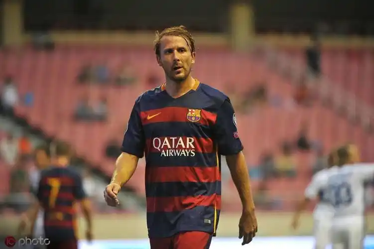 门迭塔:巴萨不应该怕利物浦,但得尊重他们