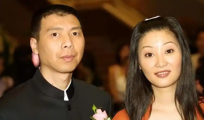 回顾徐帆究竟和前任发生了怎样的故事为何她会如此维护冯小刚