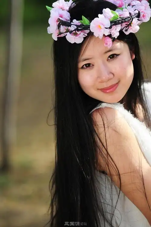 桃花园里美女打坨坨 - 好摄之图 - 南充三国源论坛--南充论坛--南充