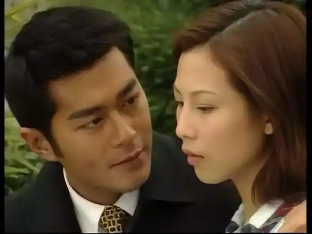 当年有港媒报道,古天乐曾先后与张玉珊,李珊珊,蔡少芬,傅明宪,林雅诗