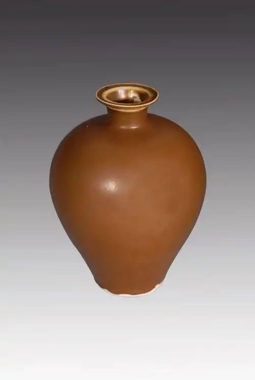 苏韵珍藏|小口丰肩瘦底,彰显宋代瓷器素雅清逸之美:北宋紫定梅瓶