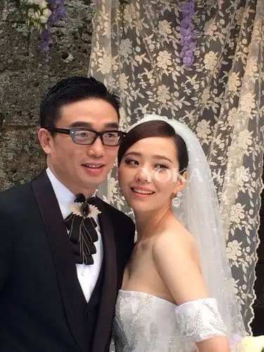 张靓颖婚礼竟然没戴卡地亚而是选了小众的帝致