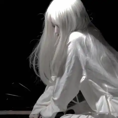 女生头像适合酷女孩的冷淡风头像