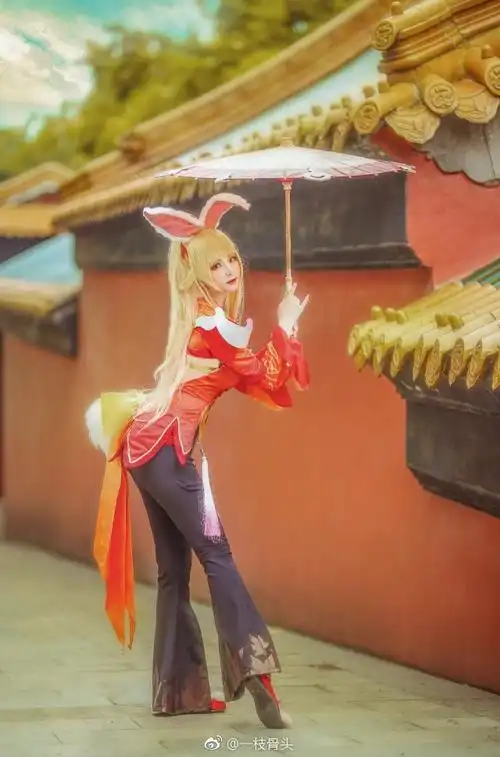 cos正片神态满分王者荣耀公孙离cosplay欣赏