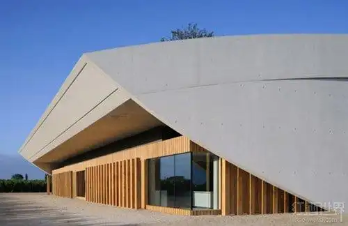 让人耳目一新的现代主义风格酒庄(一):新白马酒庄