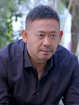 陈珂(姜武饰演)