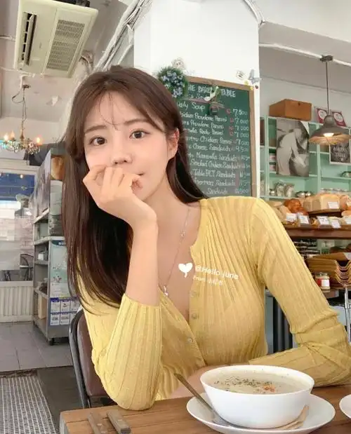 分享ins韩国博主穿搭