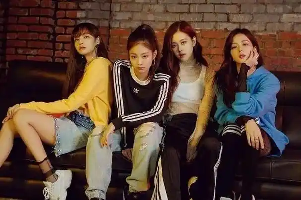 四位成员在组成blackpink之前都经历了长时间的练习生时期,每位成员都