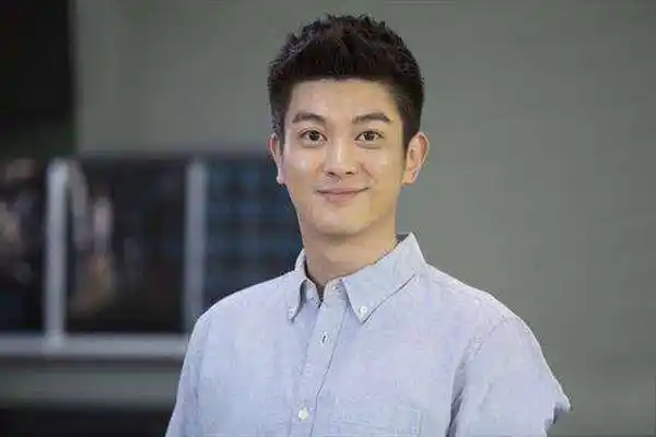 霍思燕老公杜江个人资料家庭背景介绍