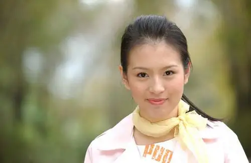 《仙剑》中的阿奴,复出时身材走样,如今美丽动人_刘品言