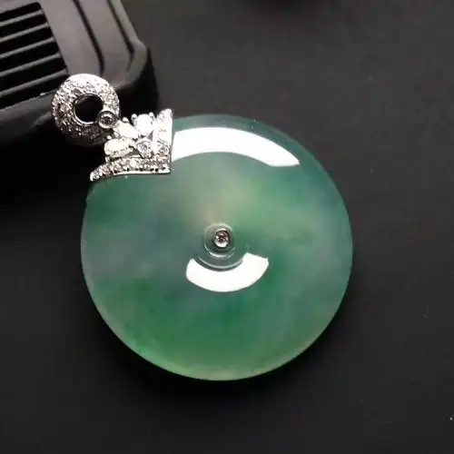 人工合成翡翠重现江湖!这次竟然还可以出证书?