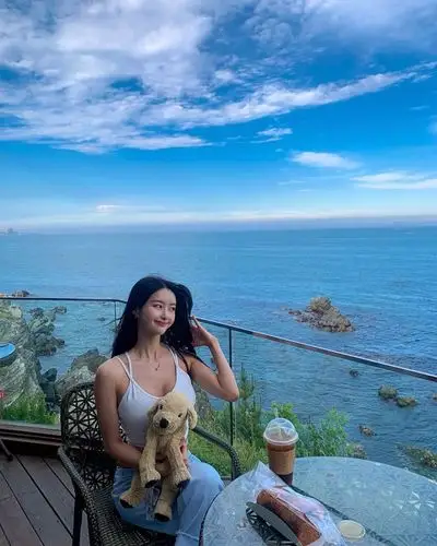 ins美女第03期呼之欲出娇艳欲滴