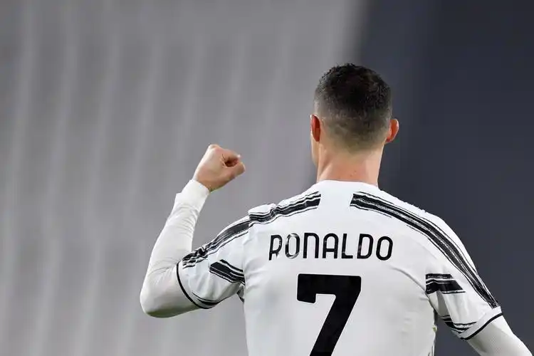 原创被拒绝!c罗重回皇马有3大障碍,"伯纳乌之王"为何被球队放弃