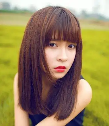 齐发尾剪得为什么这么翘 发尾剪齐发尾会不会翘起来(4)