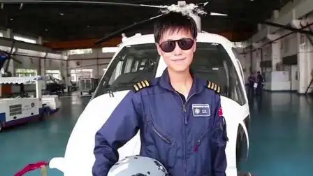 宋寅:中国最帅女机长,挡不住的帅气
