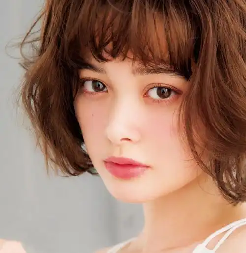 玉城tina谈恶之华感想表示对青春期的郁闷有同感现在也经常在挣扎