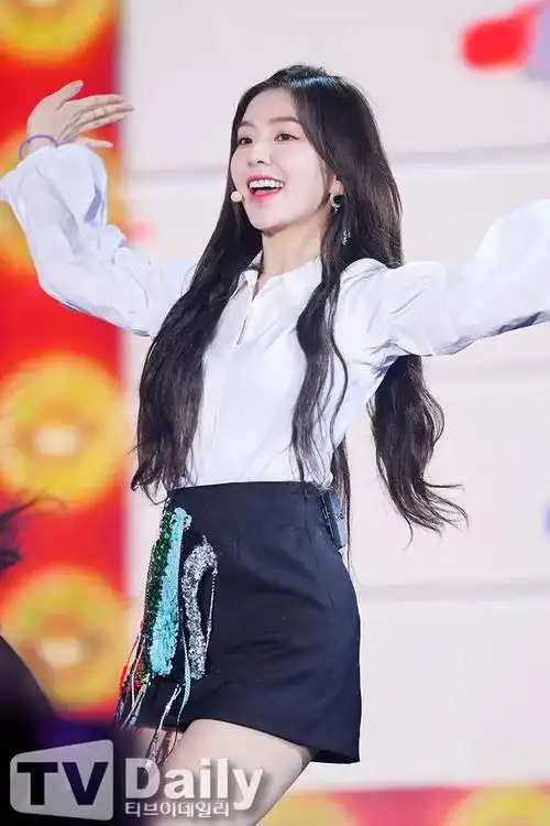 157cm的irene裴珠泫告诉我们腿长都是穿出来的