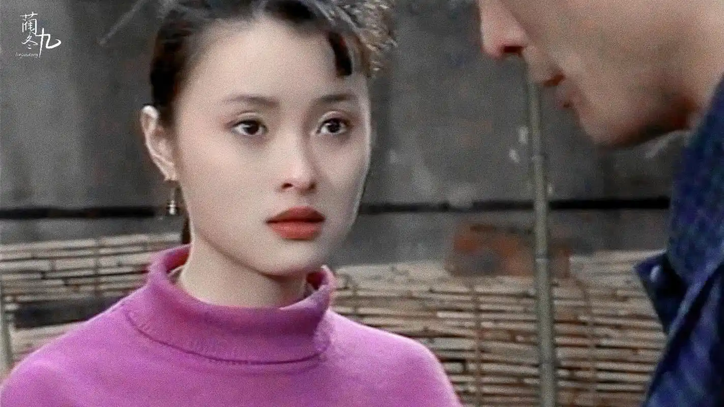 吴越年轻时的美照,梨花带雨,我见犹怜