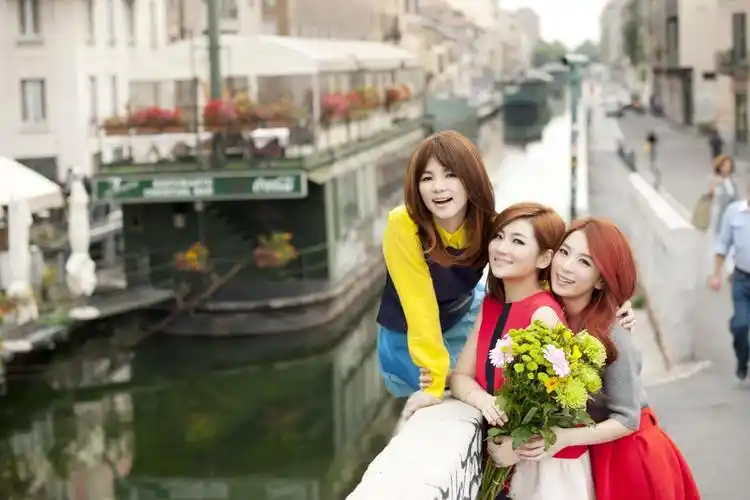 s.h.e壁纸桌面写真图片-自制2048x1536壁纸.高清大图-明星写真馆n63.