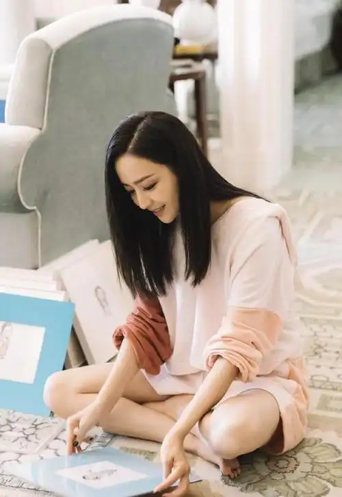 佟丽娅舞蹈生综艺造型丫丫真美抱一抱67