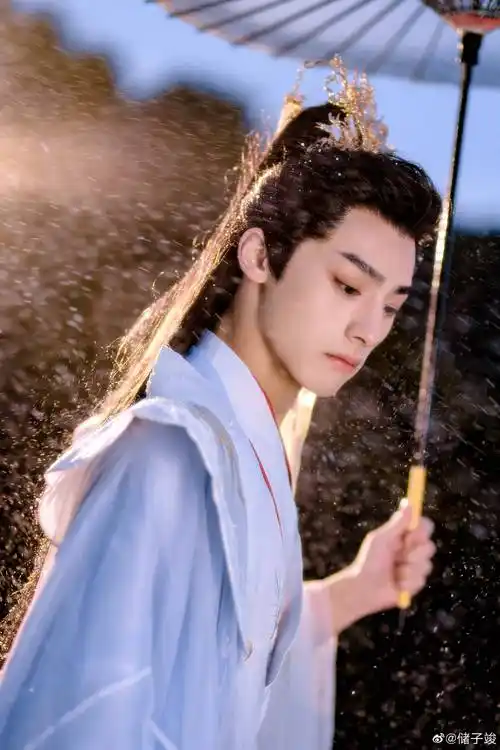 内娱冷门帅哥大盘点,靠脸出圈还不火?_古装_剧里_头套