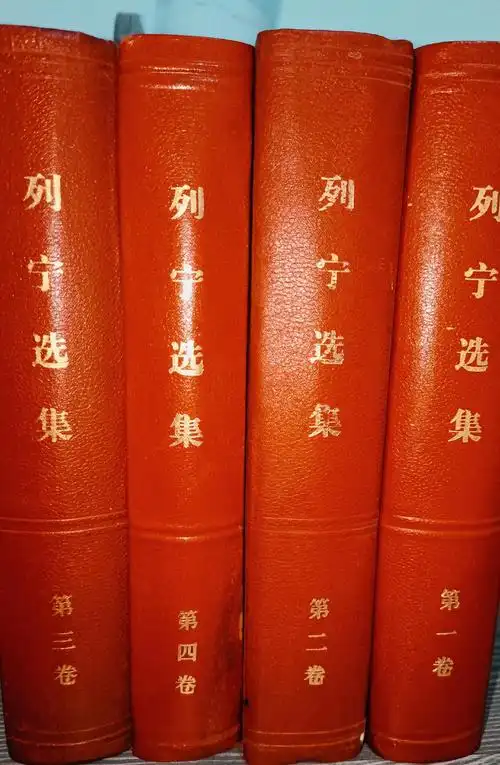 "靠近光,追随光,成为光, 散发光!"#达瓦里氏 #书籍 # - 抖音