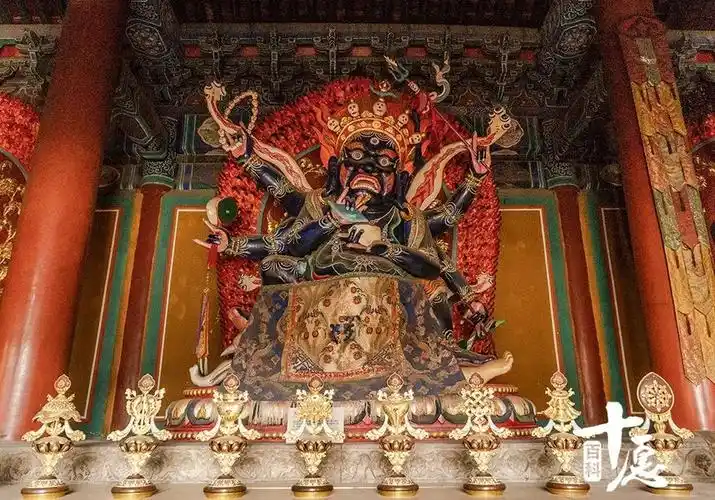 13重庆华岩寺黄财神14厦门石室禅院伽蓝菩萨圣像15广东广州六榕寺黄