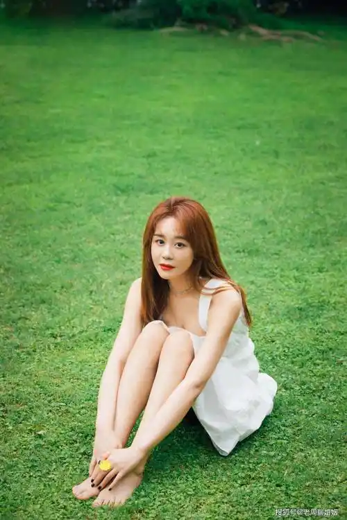 海陆一袭白裙爱了