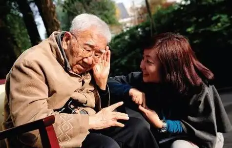 庄奴成就歌后邓丽君 词坛泰斗受聘终身名誉教授-趣名网