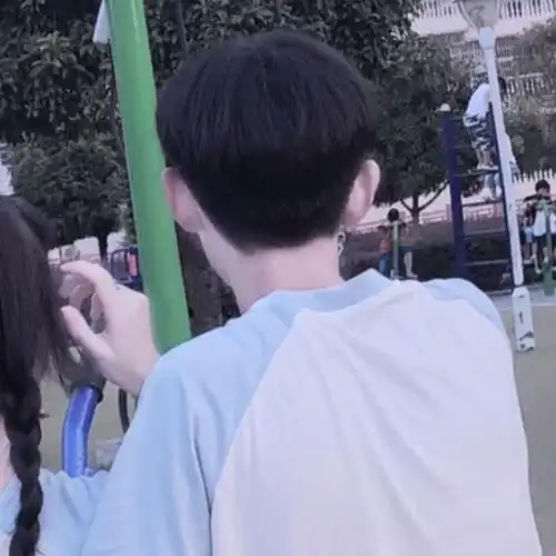 优质情头/摸头杀_情侣头像_我要个性网