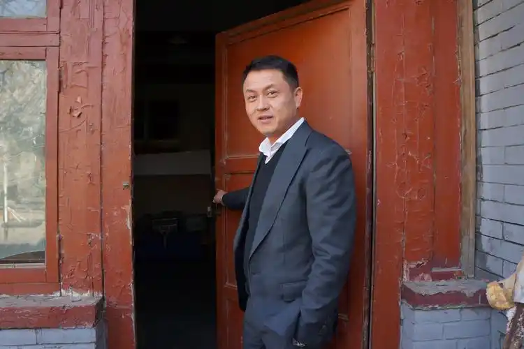 苏州凌志纺织有限公司老总王志良