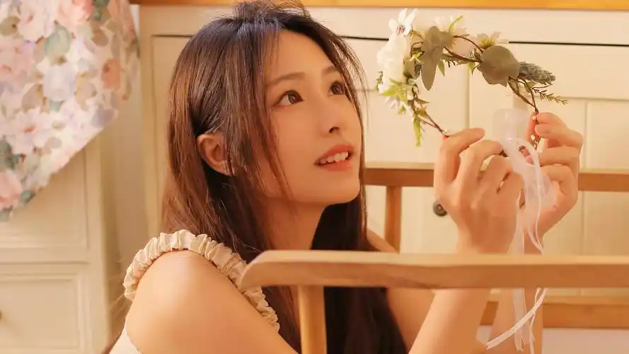 漂亮白嫩娇小可爱清纯俏皮的美少女,清纯-美女图片