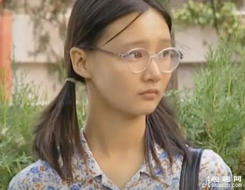 十七岁不哭的演员十七岁不哭是哪年拍的