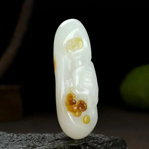 赵飞国家级玉雕大师作品和田玉籽料料龙龟把件吊坠男士挂件玉坠