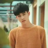 成熟帅哥图片头像 真实阳光成熟帅哥头像