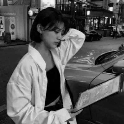 女生头像霸气超拽黑白高冷女神头像帅气图片