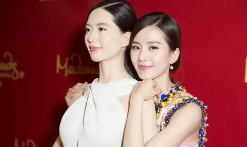 明星蜡像趣闻:杨洋蜡像神还原,她的蜡像像黄圣依?