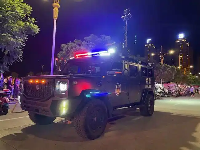 该车适用于执行突击侦查,反恐维稳,武装巡逻,缉毒抓捕等艰巨任务,有了