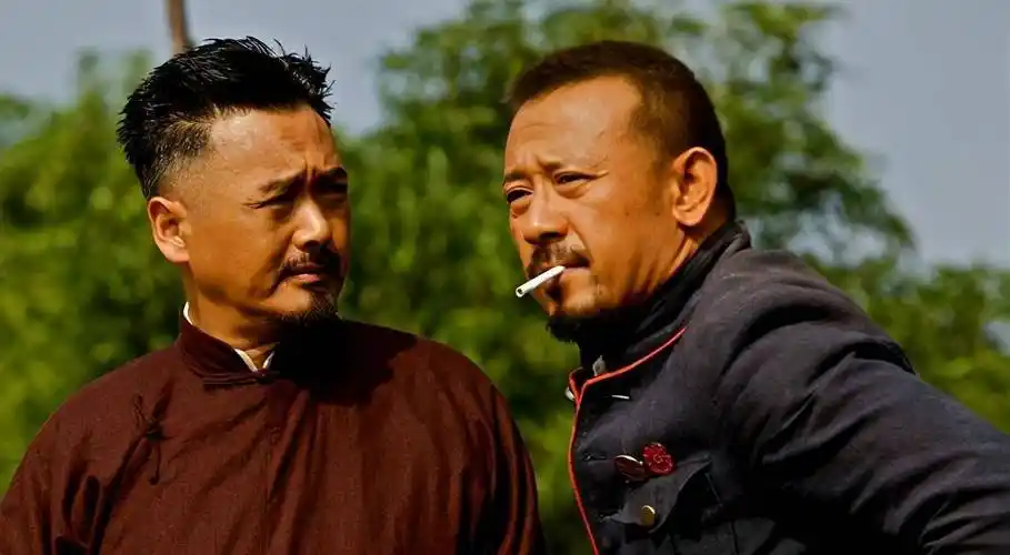 《让子弹飞》幕后冷知识,姜文曾写信邀周润发,拍床戏时清空全场