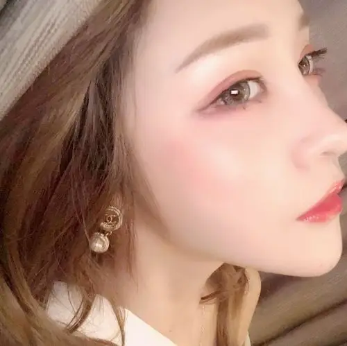 侧脸女头 自调/甜似洝洝入梦