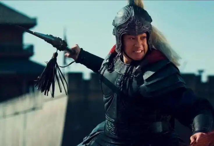 曹操缢杀吕布,接收了他的私有财产,那吕布唯一的爱女是何下场?